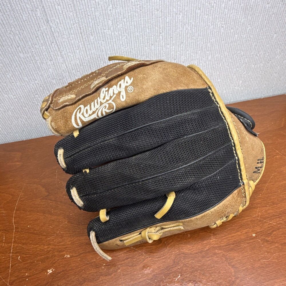 Rawlings Playmaker Series PM110 MBC 11" Baseball Glove RHT Right Hand Throw Blac